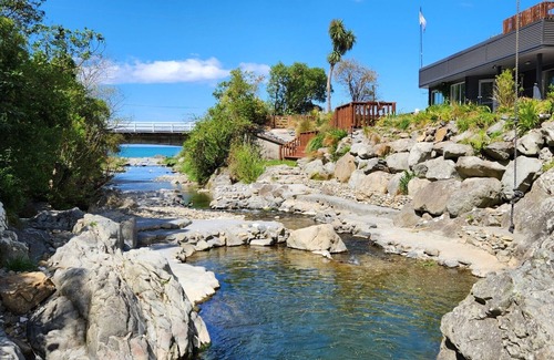 Kaikoura District House | Large holiday home set across from the beach