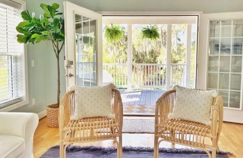 Savannah House | Large Home and 2 Airstream Glampers & Spa Midway to Tybee Beach & Downtown Savannah with Fast WiFi and More!
