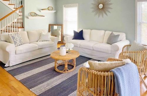 Savannah House | Large Home and 2 Airstream Glampers & Spa Midway to Tybee Beach & Downtown Savannah with Fast WiFi and More!