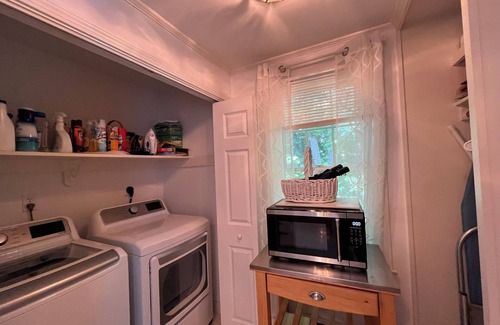 Osterville House | Large home in the heart of Osterville Village, sleeps 11