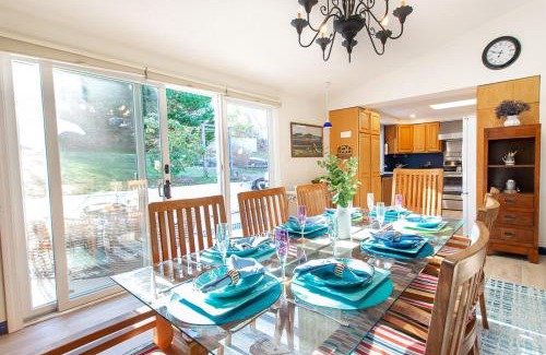 Chatham House | Large Home w Fire Pit and Dogs Welcome
