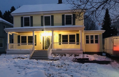Ironwood House | Large home walking distance to town and trails. 10 minutes to ski resorts.