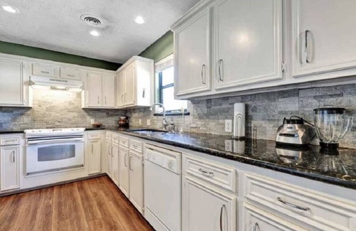 West Livingston House | Large Home With Boat Dock and Picture Perfect Sunsets Sleeps 14