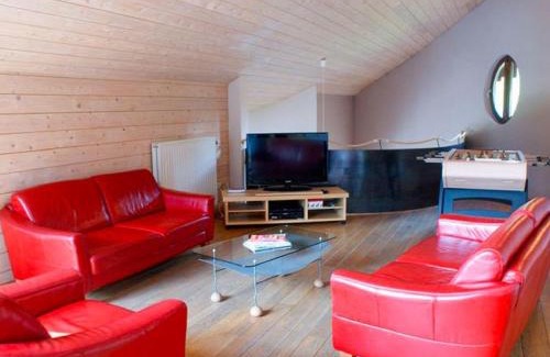 Ovifat Villa | Large Home with Sauna, Ovifat