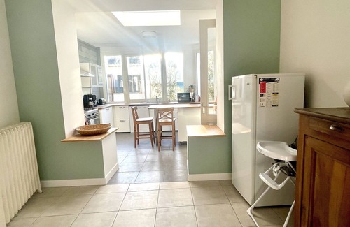 Etel Cottage | Large house, 100 m from the beaches and the port, ETEL center, close to all shops