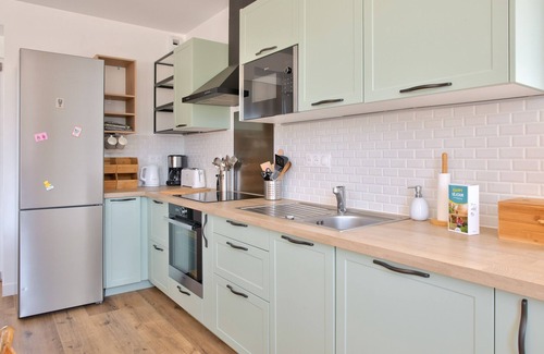 Plovan House | Large house and park for 10 with your family