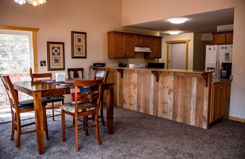 Lost Bridge Village House | Large Lakefront Home On Beaver Lake - Sleeps 15