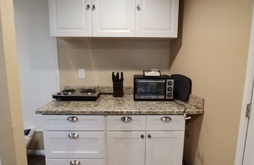 Pine Mountain Club Apartment | Large Lower Suite in Mountain View Home