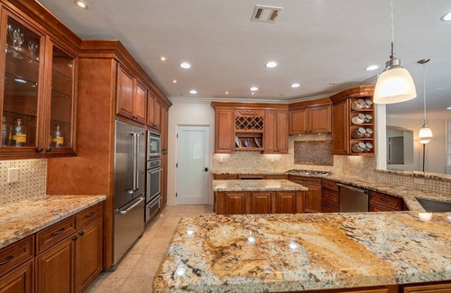 Green Valley House | Large Luxurious Estate on Golf Course w/pool/spa in Gated Community