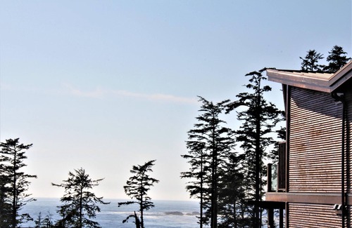 Ucluelet Condo | Large & Luxurious Oceanview Villa - Pacific Rim Retreat