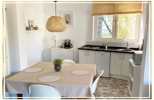 Sayalonga Villa | Large, luxury villa with private pool, sleeps 10, sea and mountain views
