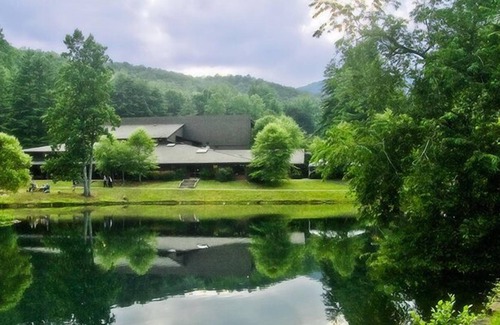 Cleveland House | Large Mountain Home with Fantastic Views, Caesars Head near Brevard (watch video