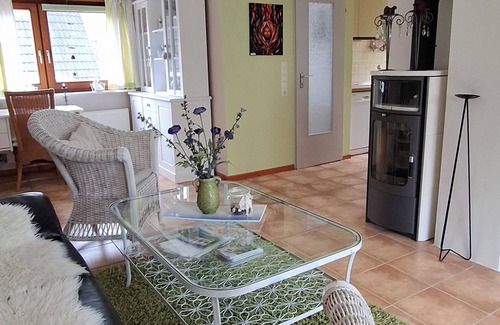 Bunsdorf House | Large Nurda house directly on the Wittensee with stove and private garden. Rowing boat