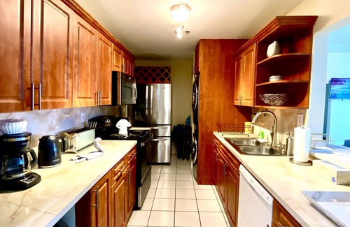 Mid Beach Apartment | Large Ocean front Penthouse