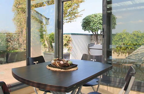 Casoretto Apartment | Large one-bedroom apartment with terrace.