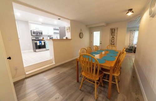 Ocean Park Apartment | Large Outdoor Space with Saltwater Hot Tub, Fire Pit, Gardens, and Deck in OOB!