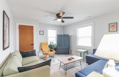 Ventnor City Apartment | Large Patio with Ocean Views Beach Block Parking Unit 3
