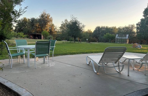 Sonora House | Large Peaceful Country Country Home Near Downtown Sonora