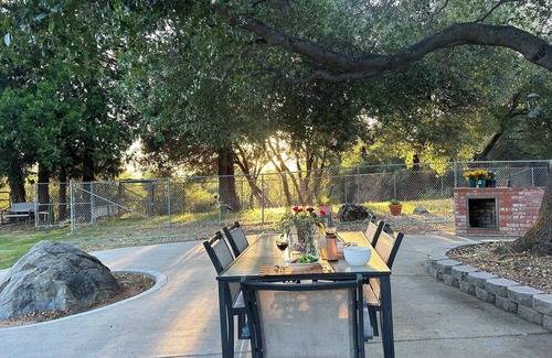 Sonora House | Large Peaceful Country Country Home Near Downtown Sonora
