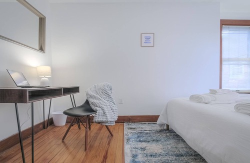 Downtown House | Large, pet-friendly, downtown