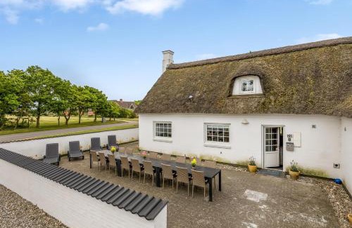 Vinderup House | Large Pool House For 24 People, With Almost Everything In Activities, 300 Meters From The Fjord