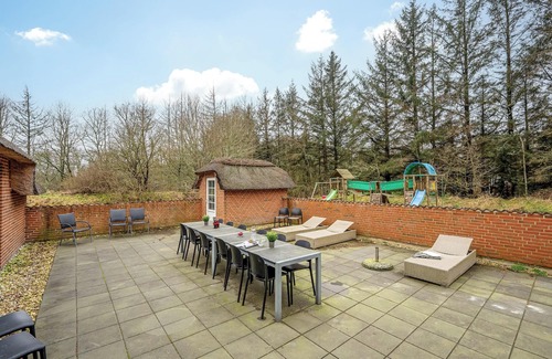 Husby Cottage | Large pool house with beach volleyball - 2000