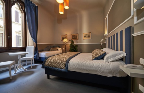 San Lorenzo Bed & Breakfast | Large private room in historycal building