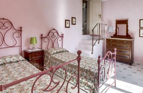 Il Poggio Villa | Large private villa in the countryside
