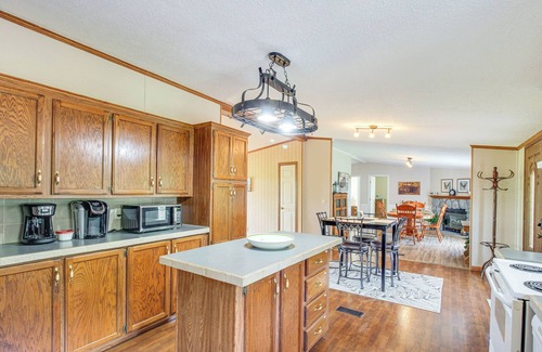 Spencer House | Large Private Yard: Home 16 Mi to Fall Creek Falls