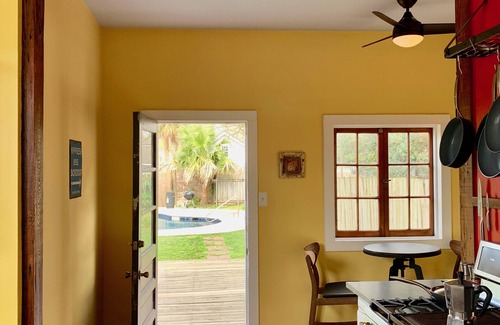 Bywater Apartment | Large renovated Bywater apartment with a pool for 31 days or longer!