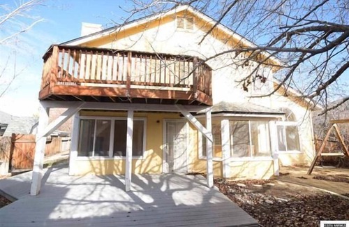 Sparks House | LARGE ROOMY FIVE BEDROOM RENO HOME NEAR CASINO'S AND THE SPARKS MARINA