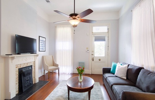 West Riverside House | Large Shotgun Double In Perfect Uptown Location Near Magazine and State St.