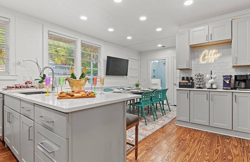 Savannah Beach House | Large South-End Beach House, Heated Pool Access