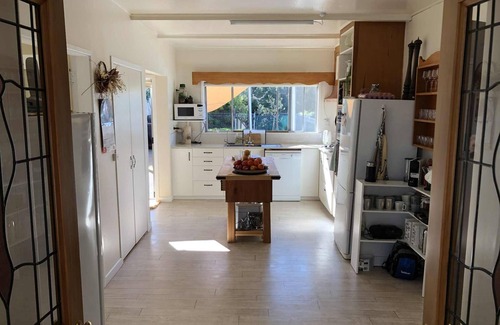 Masterton House | Large spacious family friendly home with pool and spa