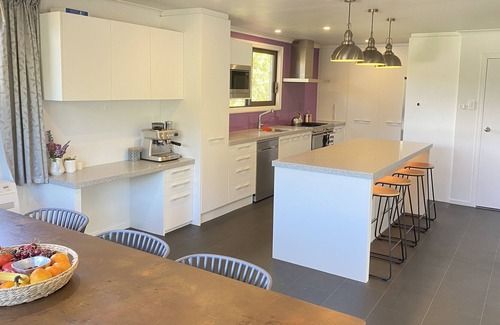 Lowburn House | Large, spacious home great for large numbers