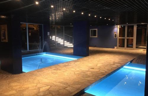 Auteuil Apartment | Large studio eiffel tower lacoste