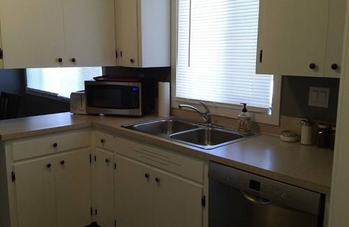 Central Area Apartment | LARGE Upstairs 2 Bed 2 Bath condo Creek View!