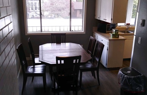 Central Area Apartment | LARGE Upstairs 2 Bed 2 Bath condo Creek View!