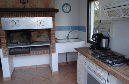 L'Ametlla de Mar Villa | Large villa with 11 rooms, with pool, 150m. from the beach, handicapped accessible