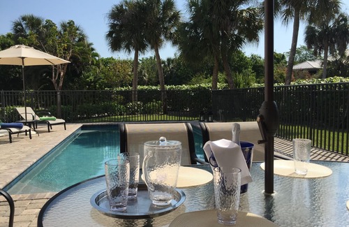 Heron's Landing Villa | Large villa with direct access to Bowman's Beach