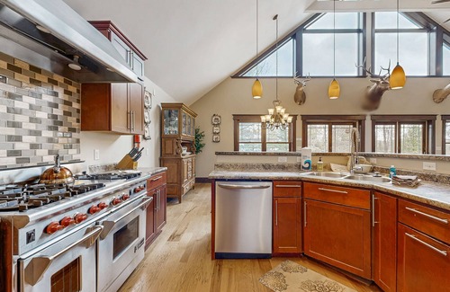 Tomahawk House | Large, waterfront home w/a full kitchen, dock, canoes, & outdoor firepit