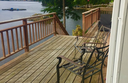 Sitka House | Large waterfront home with private beach- 14 day minimum booking.