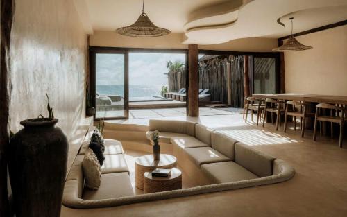 Zona Hotelera House | Largest Ocean Front Mansion Butler Included