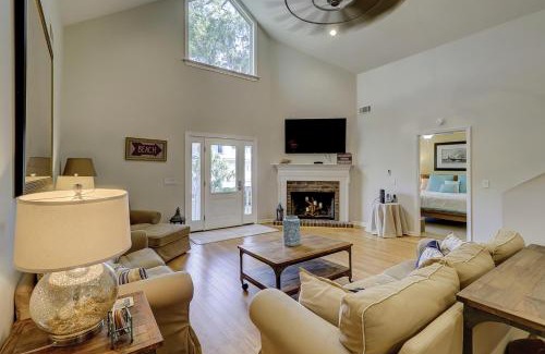 North Forest Beach House | Lark 2