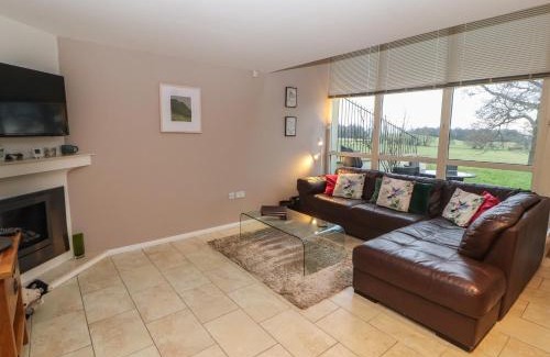 Kirkby Lonsdale House | Lark Meadow