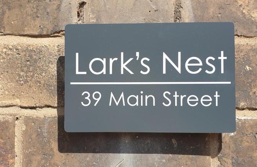 East Ayton House | Lark's Nest