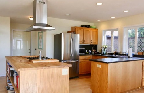 Homer House | Larkspur Landing - Great Location w/4BR +Studio Apt!
