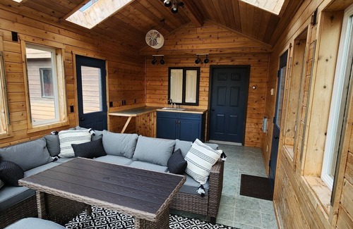 Homer House | Larkspur Landing - Great Location w/4BR +Studio Apt!