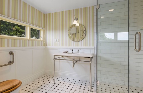 Dunedin Cabin | Larnach Lodge
