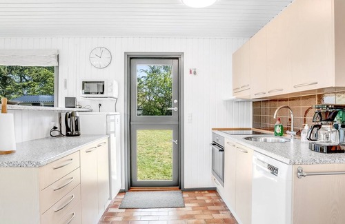 Dannemare House | "Lars" - 250m from the sea by Interhome